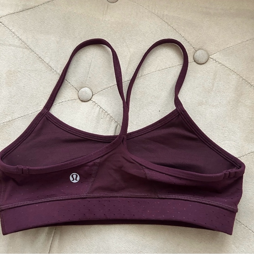 Lululemon Women's 4 Purple Maroon Sports Bra